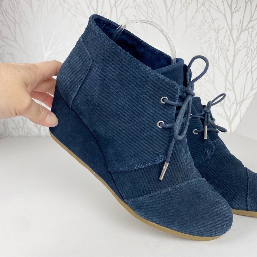 TOMS Navy Blue Suede Corduroy Desert Wedge Booties Size:  12 Ankle Boot - Picture 6 of 11